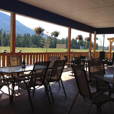 The Kanata Inns Invermere Esterno foto