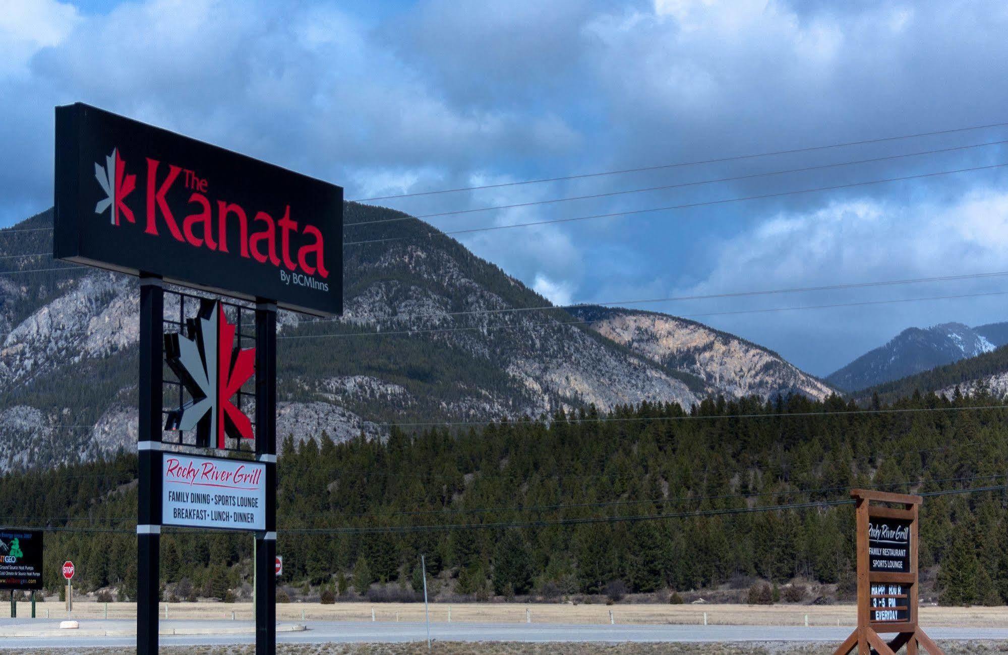The Kanata Inns Invermere Esterno foto