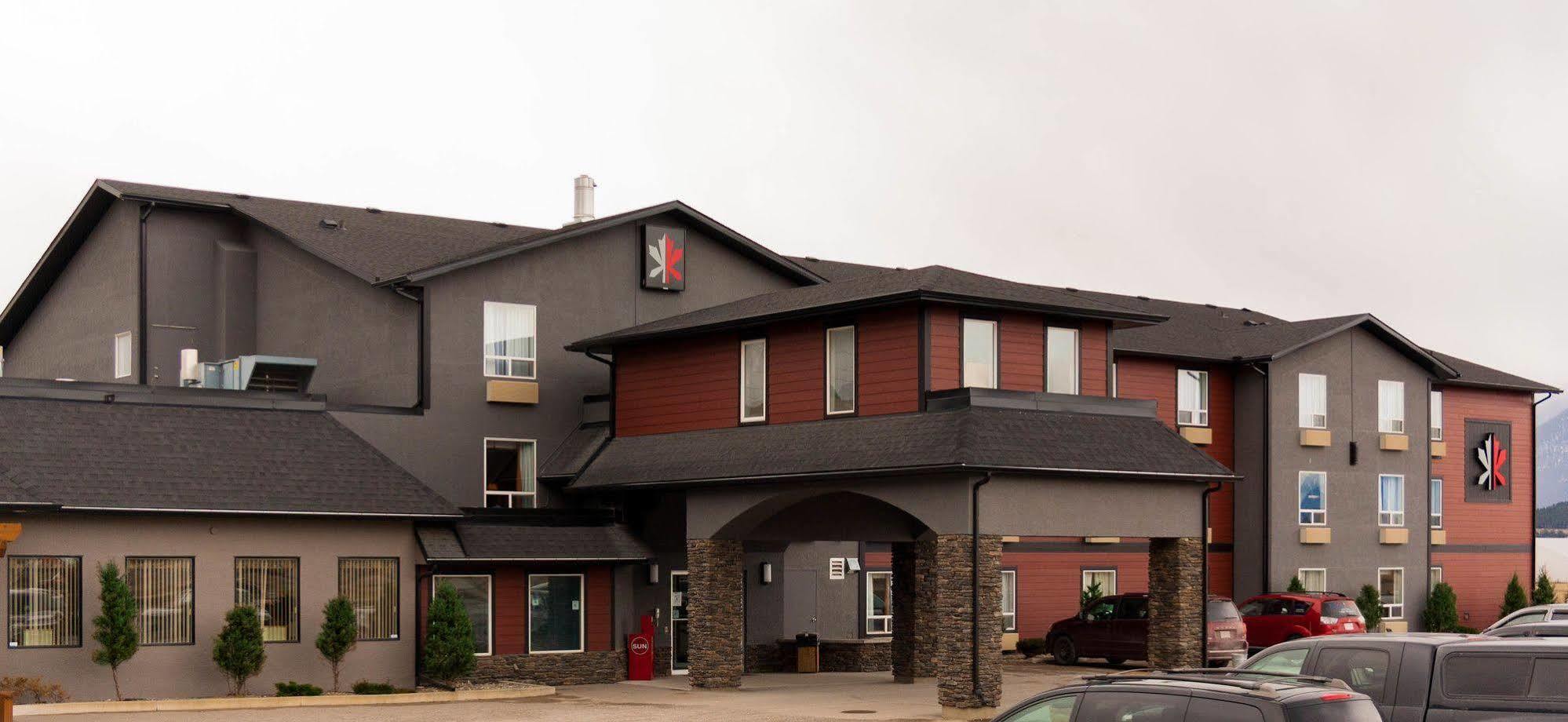 The Kanata Inns Invermere Esterno foto