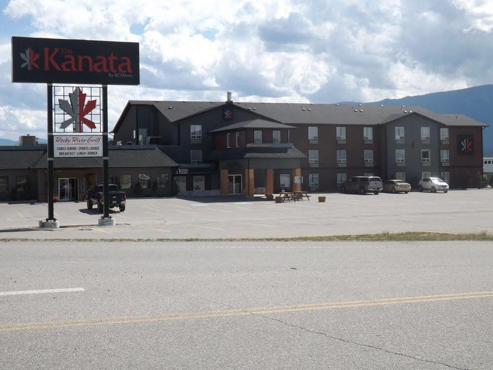The Kanata Inns Invermere Esterno foto