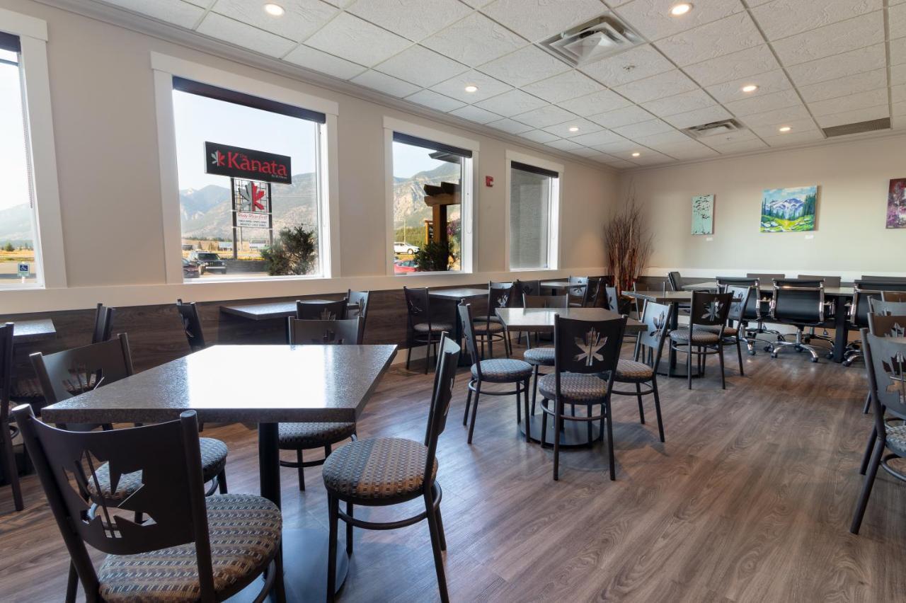 The Kanata Inns Invermere Esterno foto