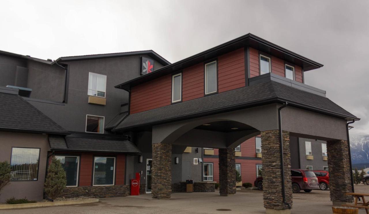 The Kanata Inns Invermere Esterno foto
