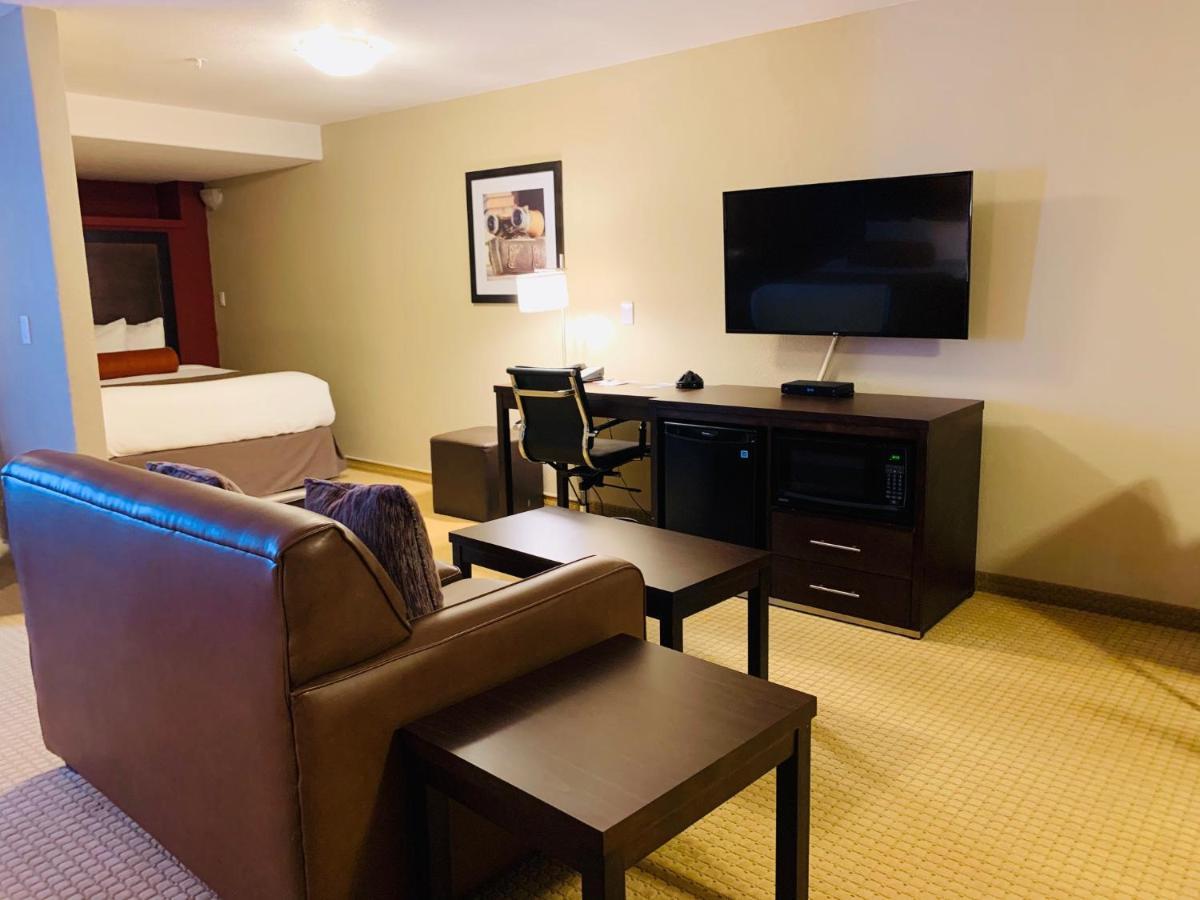 The Kanata Inns Invermere Esterno foto